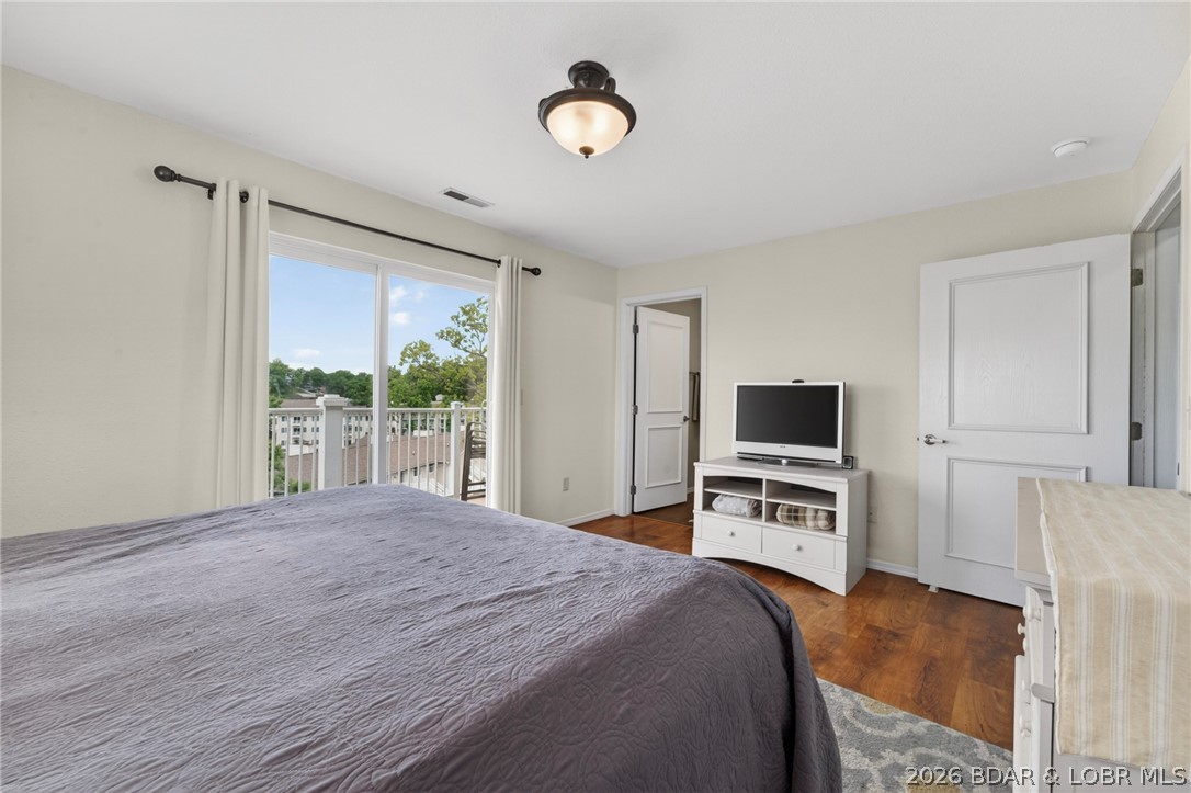 5079 Aqua Drive 2E