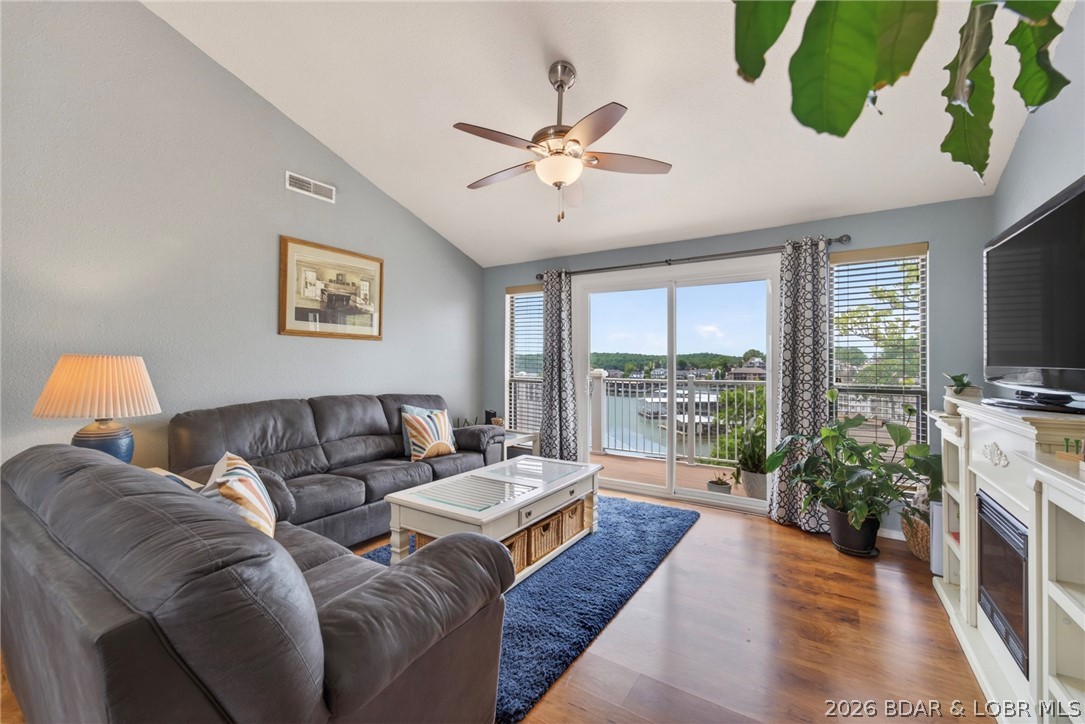 5079 Aqua Drive 2E