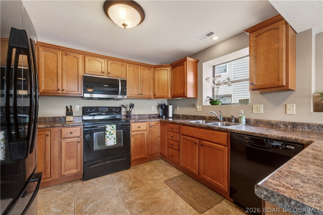 1232 Parkers Point