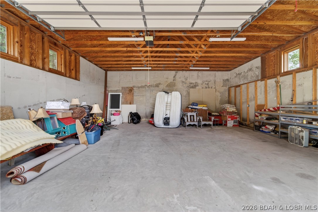 1232 Parkers Point
