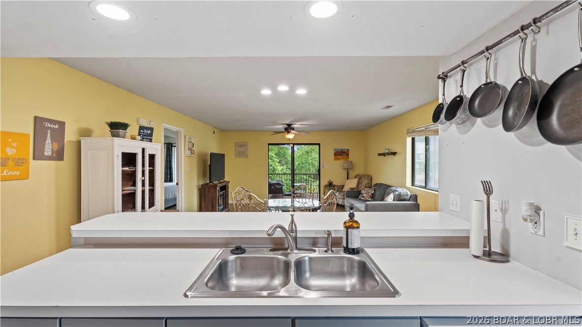 99 Ventura Drive 2B