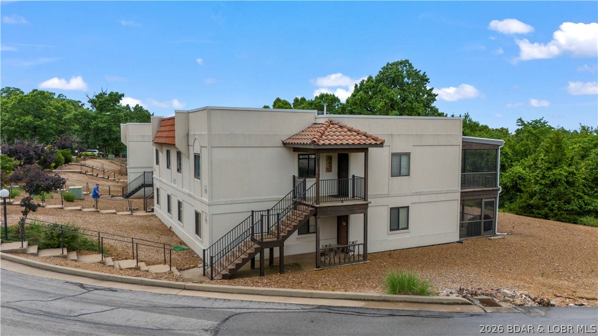 99 Ventura Drive 2B
