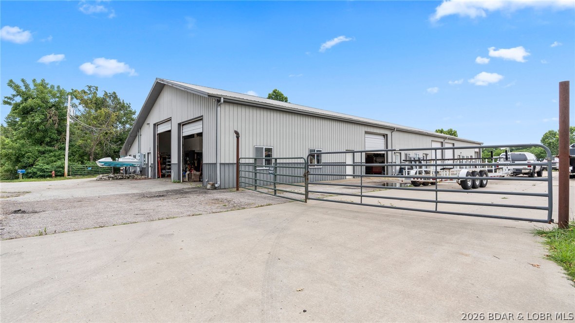 256 Outer Drive