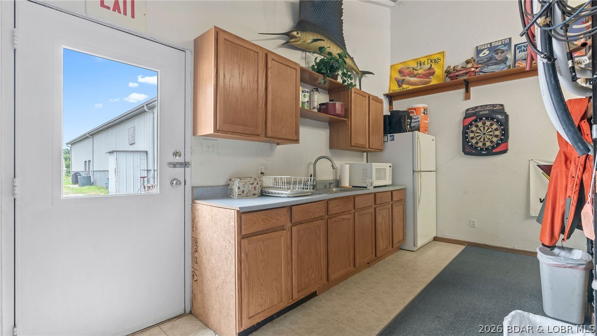 256 Outer Drive