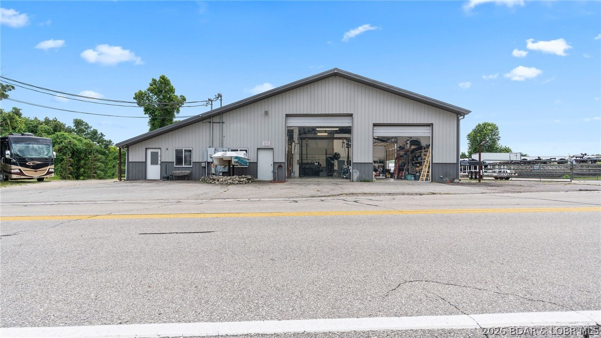 256 Outer Drive