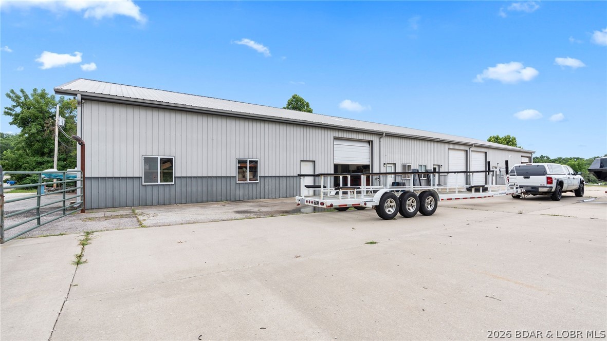 256 Outer Drive