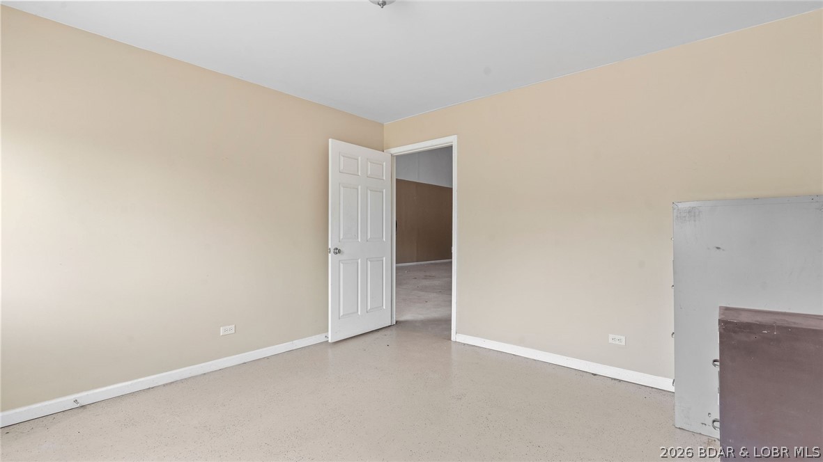 256 Outer Drive