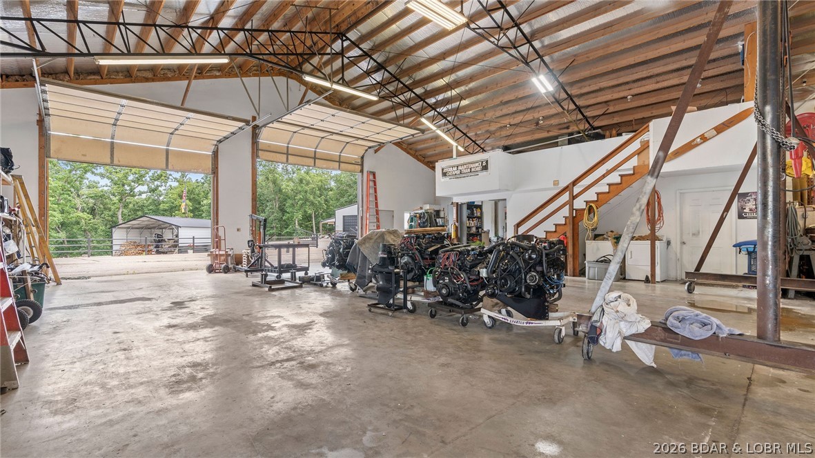 256 Outer Drive