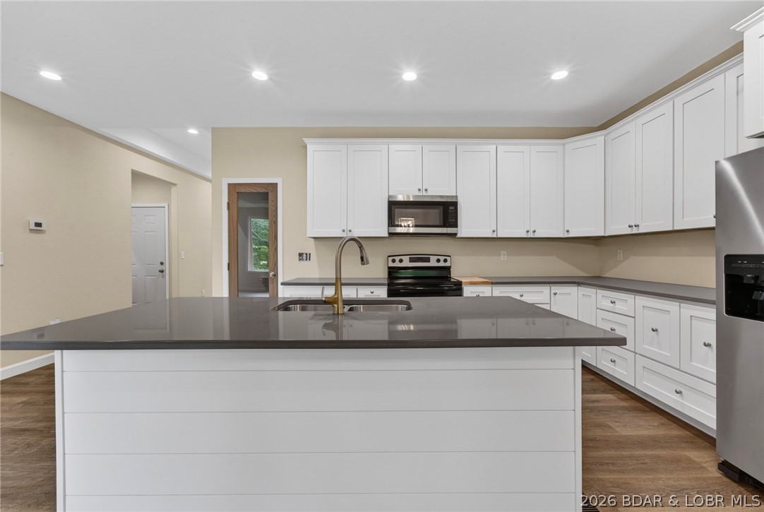 105 Yonkers Court