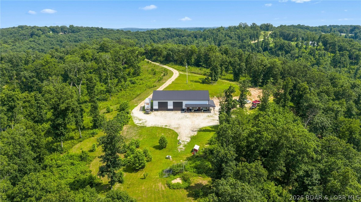 1805 HWY 52