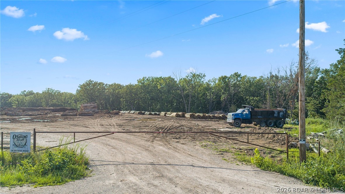 39 Midway Road