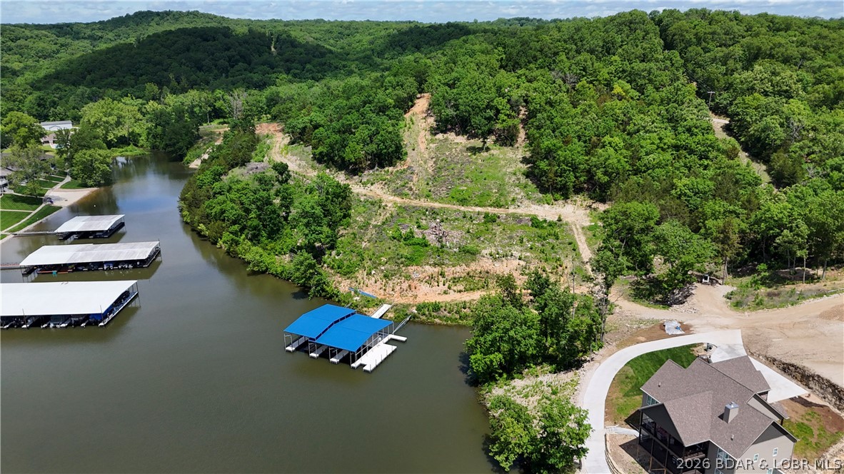 835 Greenview Drive
