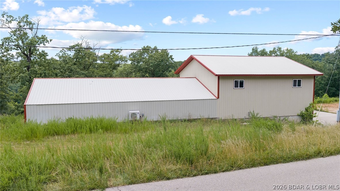 835 Greenview Drive