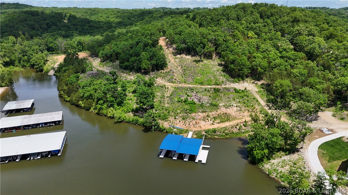 835 Greenview Drive