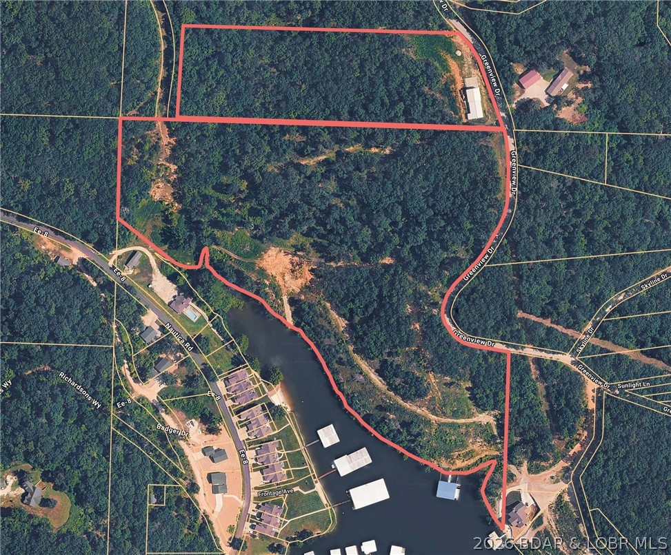 835 Greenview Drive