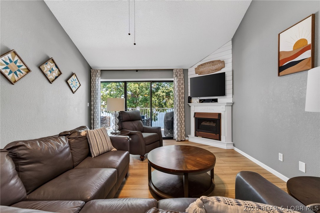 251 Maple Road 3B