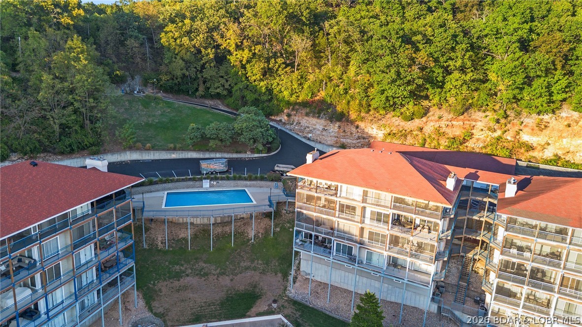 142 Palisades Condo Drive E 2A