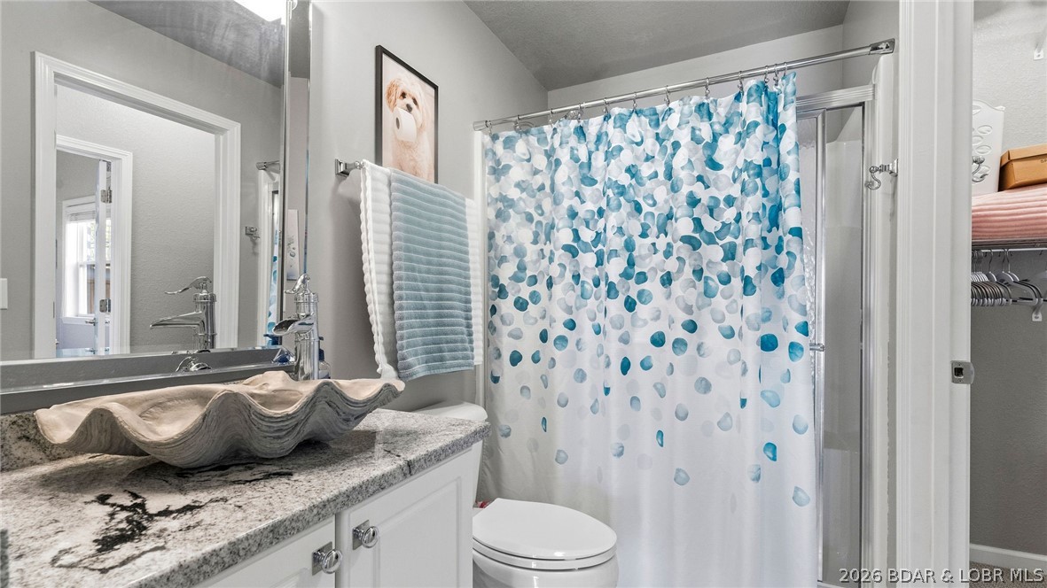 142 Palisades Condo Drive E 2A