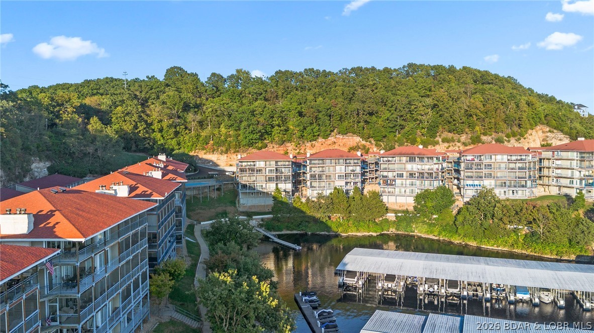 142 Palisades Condo Drive E 2A