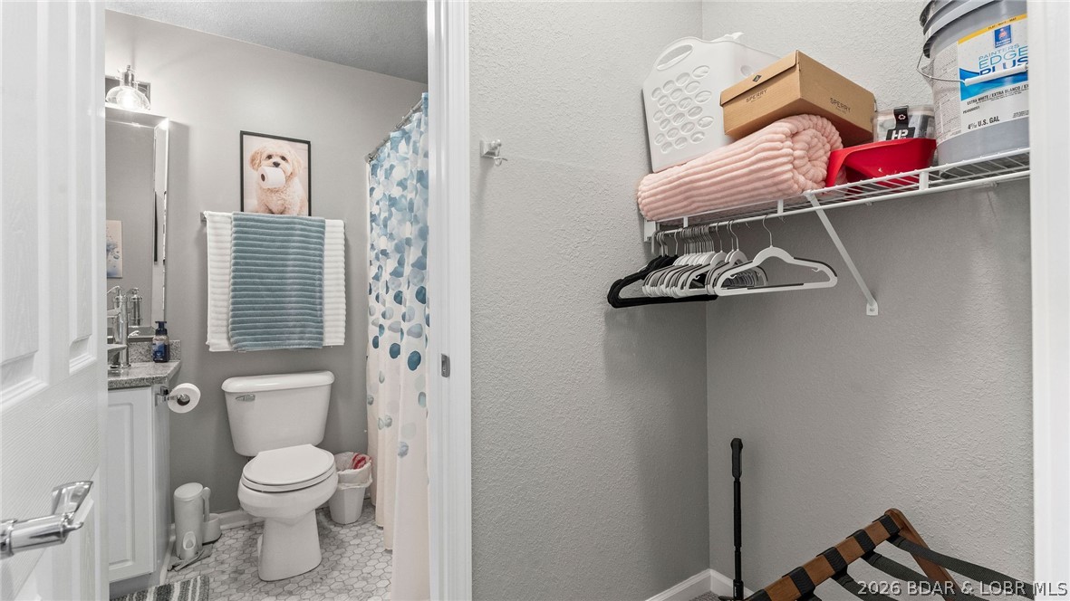 142 Palisades Condo Drive E 2A