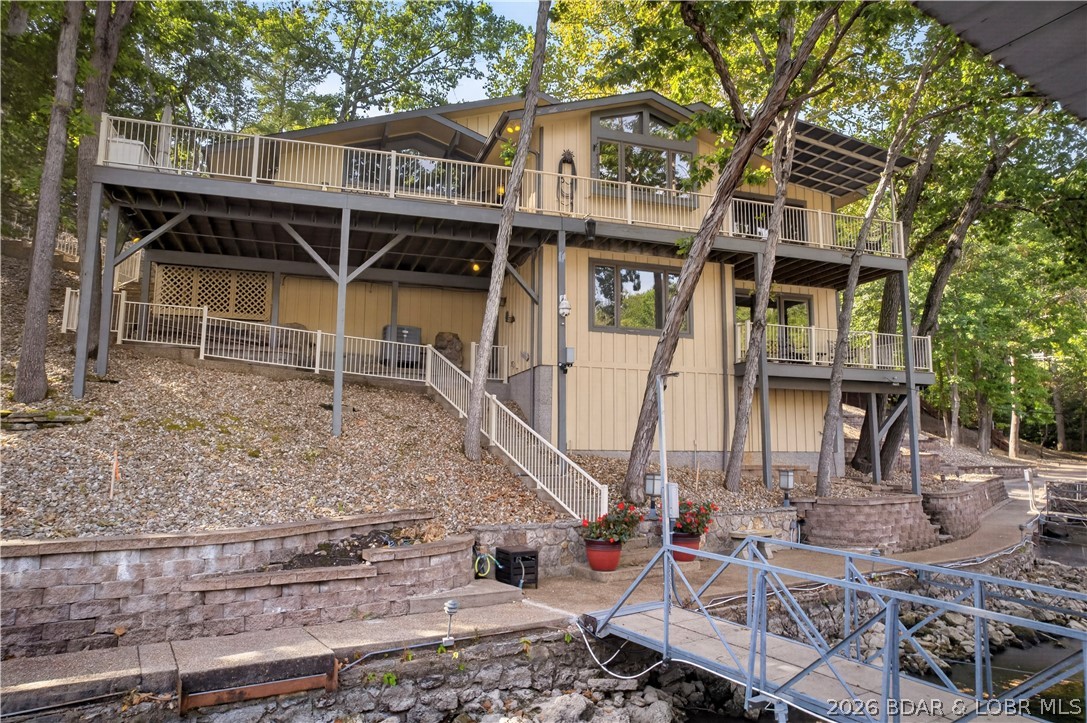 109 Hawk Circle