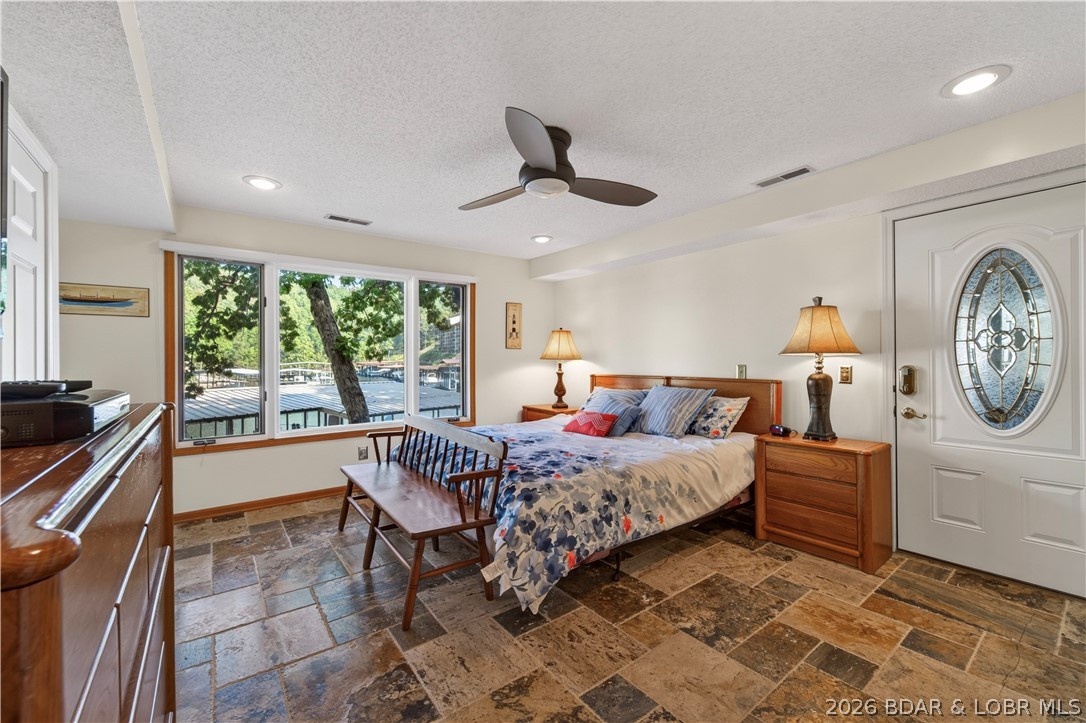 109 Hawk Circle