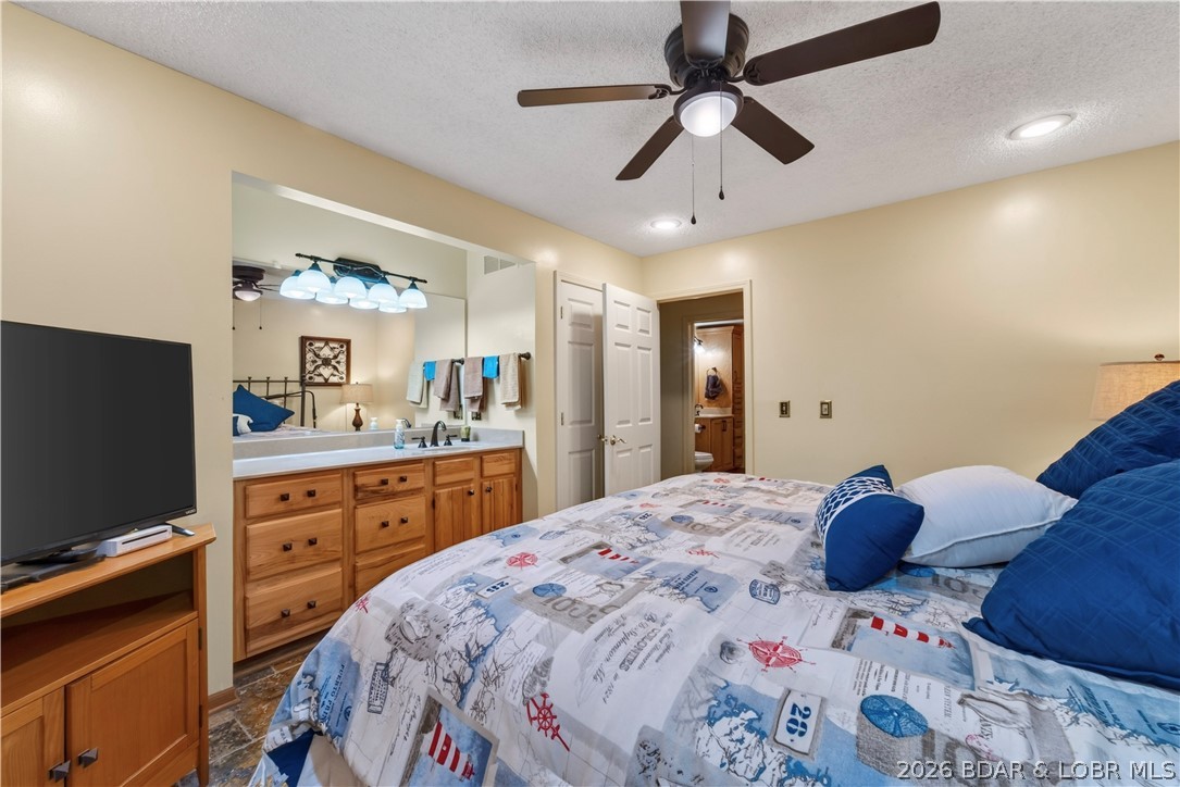 109 Hawk Circle