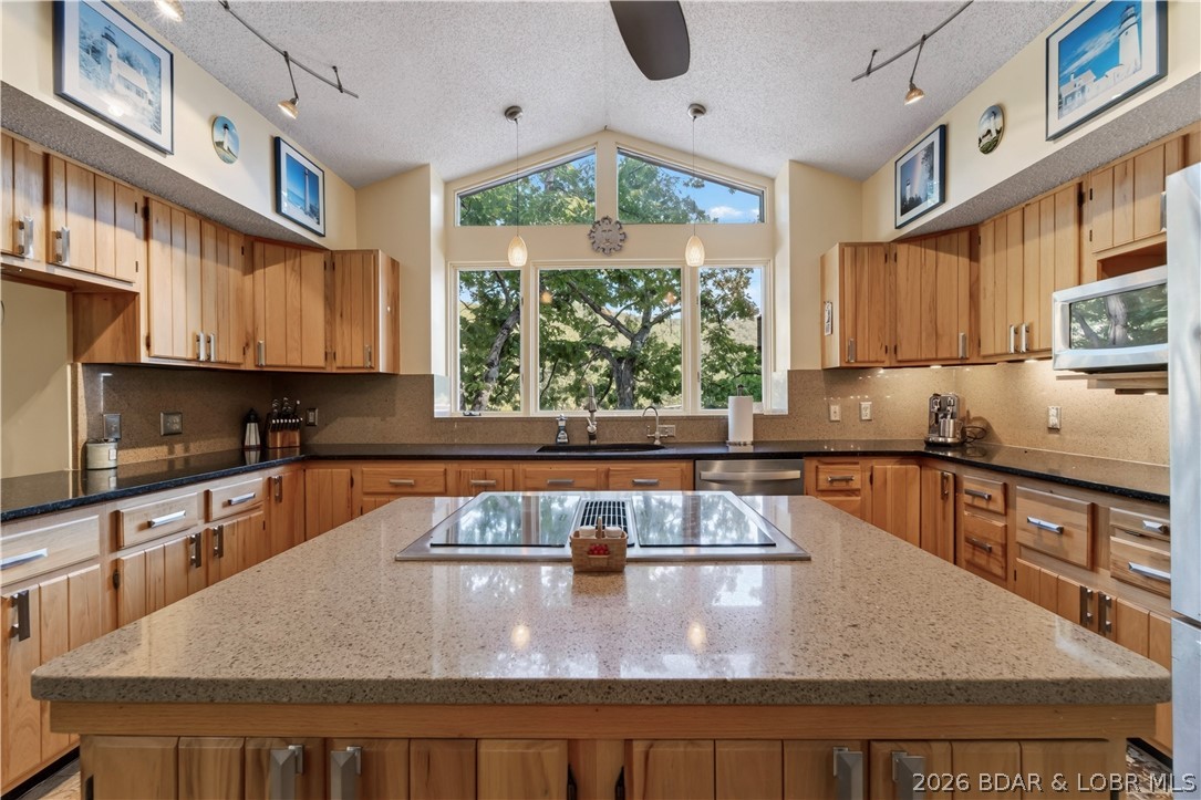 109 Hawk Circle