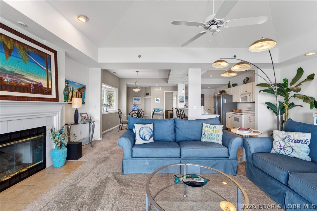 354 W. Palisades Condo Drive 4B
