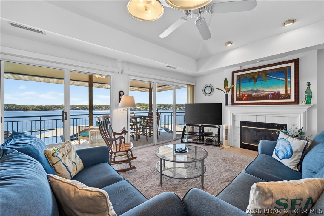 354 W. Palisades Condo Drive 4B