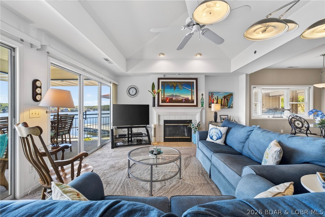 354 W. Palisades Condo Drive 4B