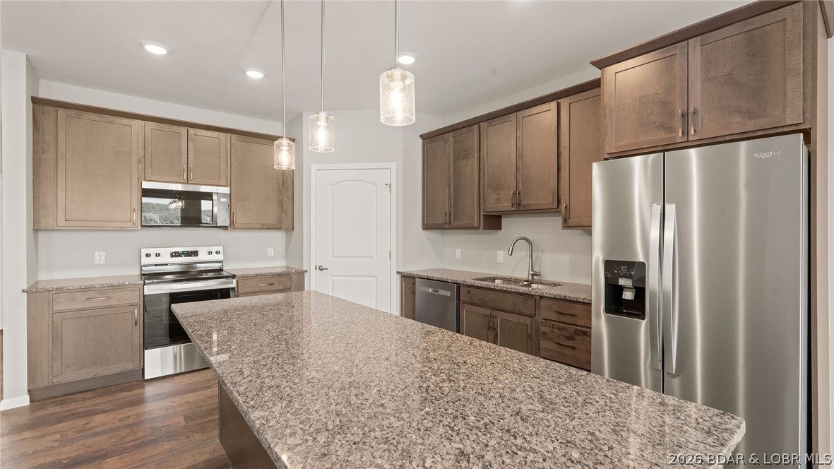 290 Plaza Beach Drive 4A