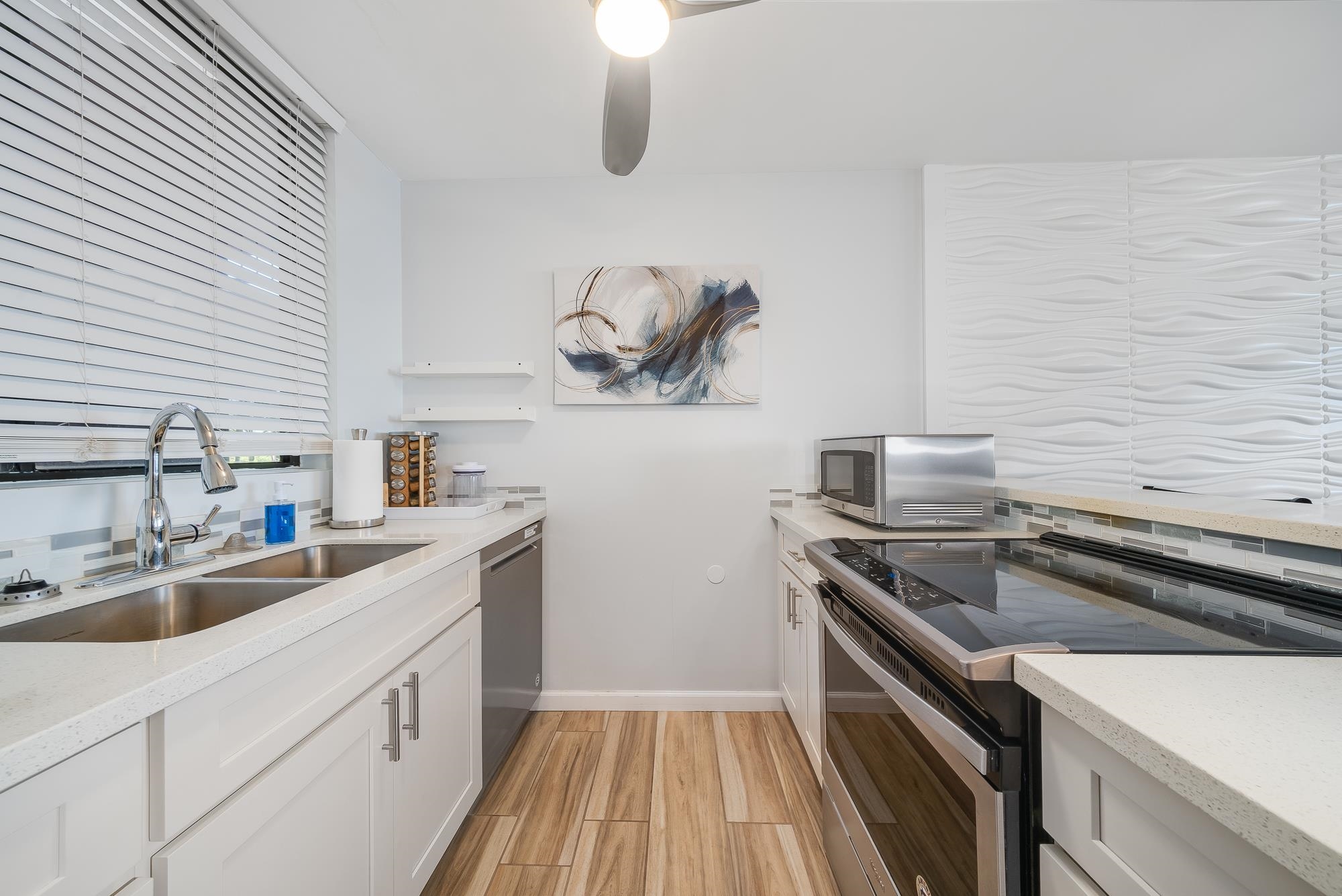 30 Hauoli St Unit: 209