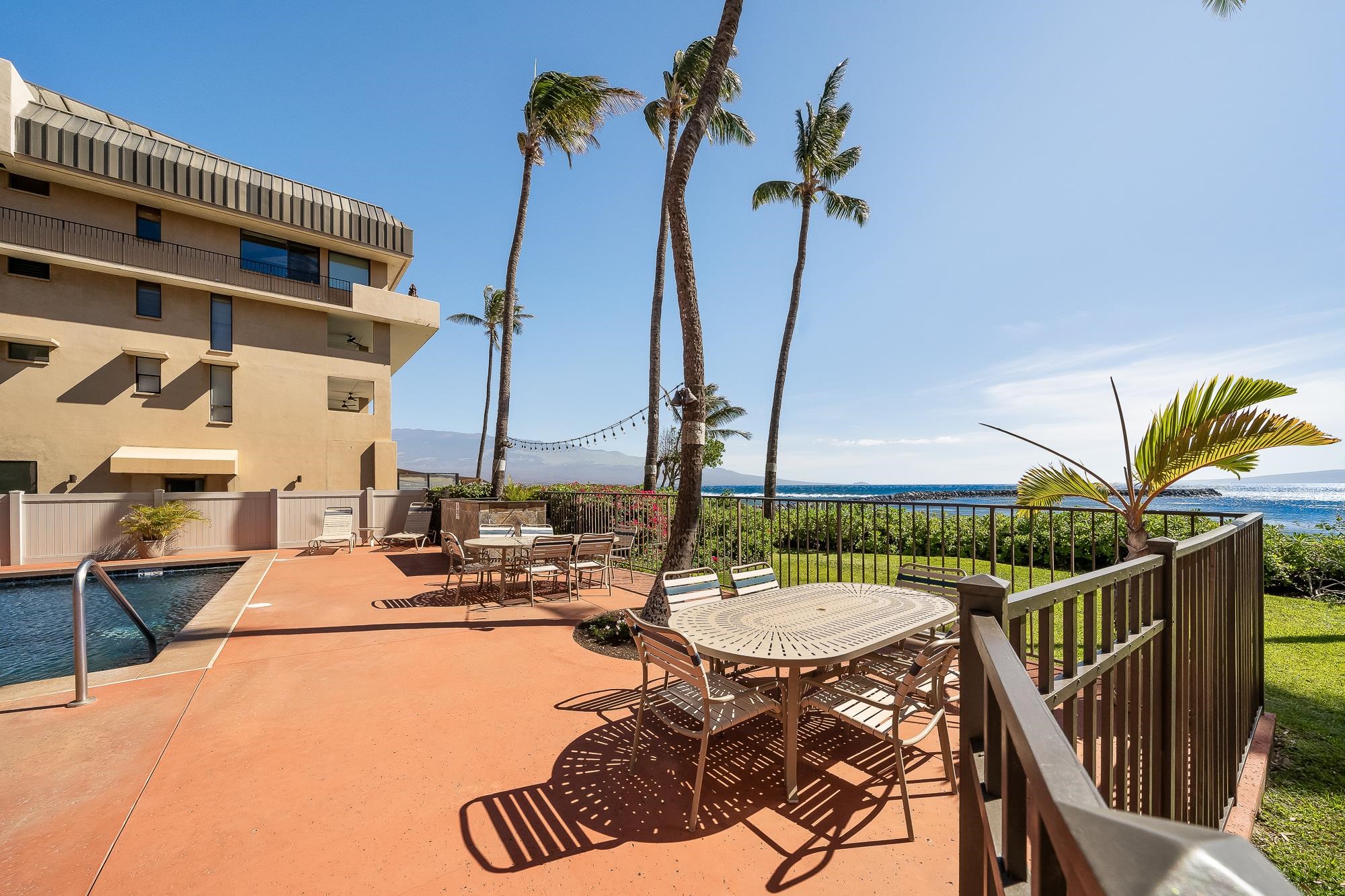 30 Hauoli St Unit: 209