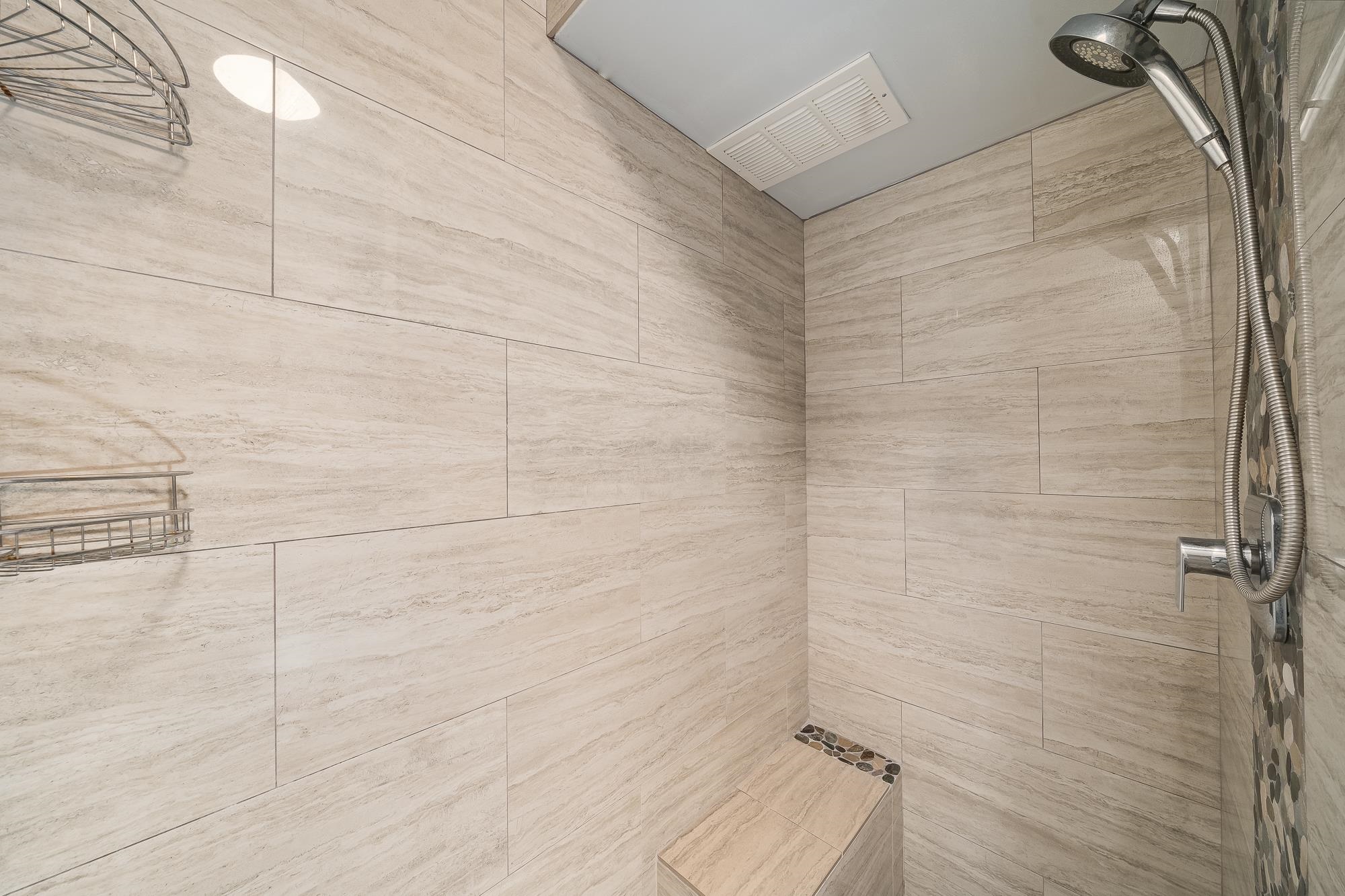 30 Hauoli St Unit: 209