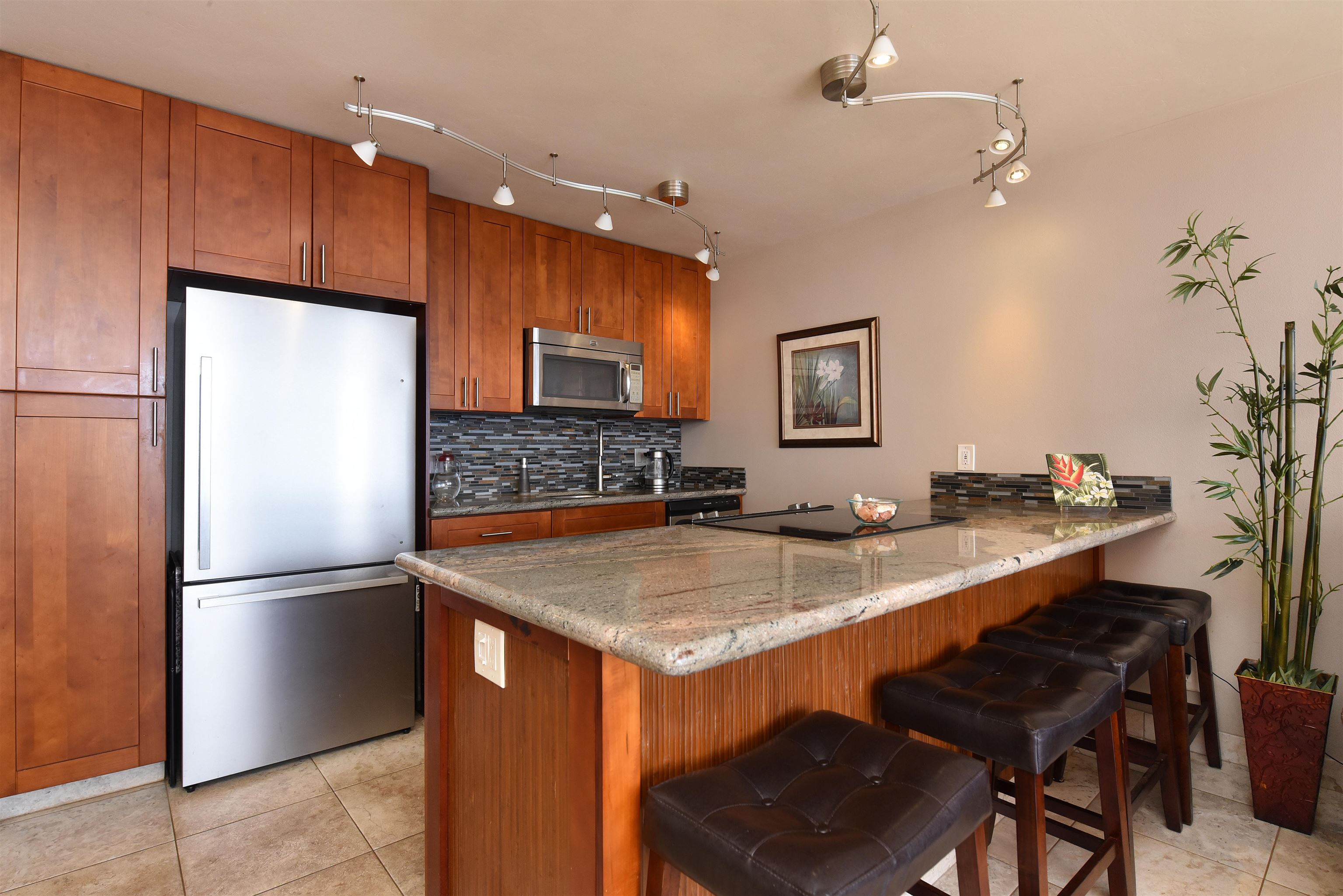 30 Hauoli St Unit: 304