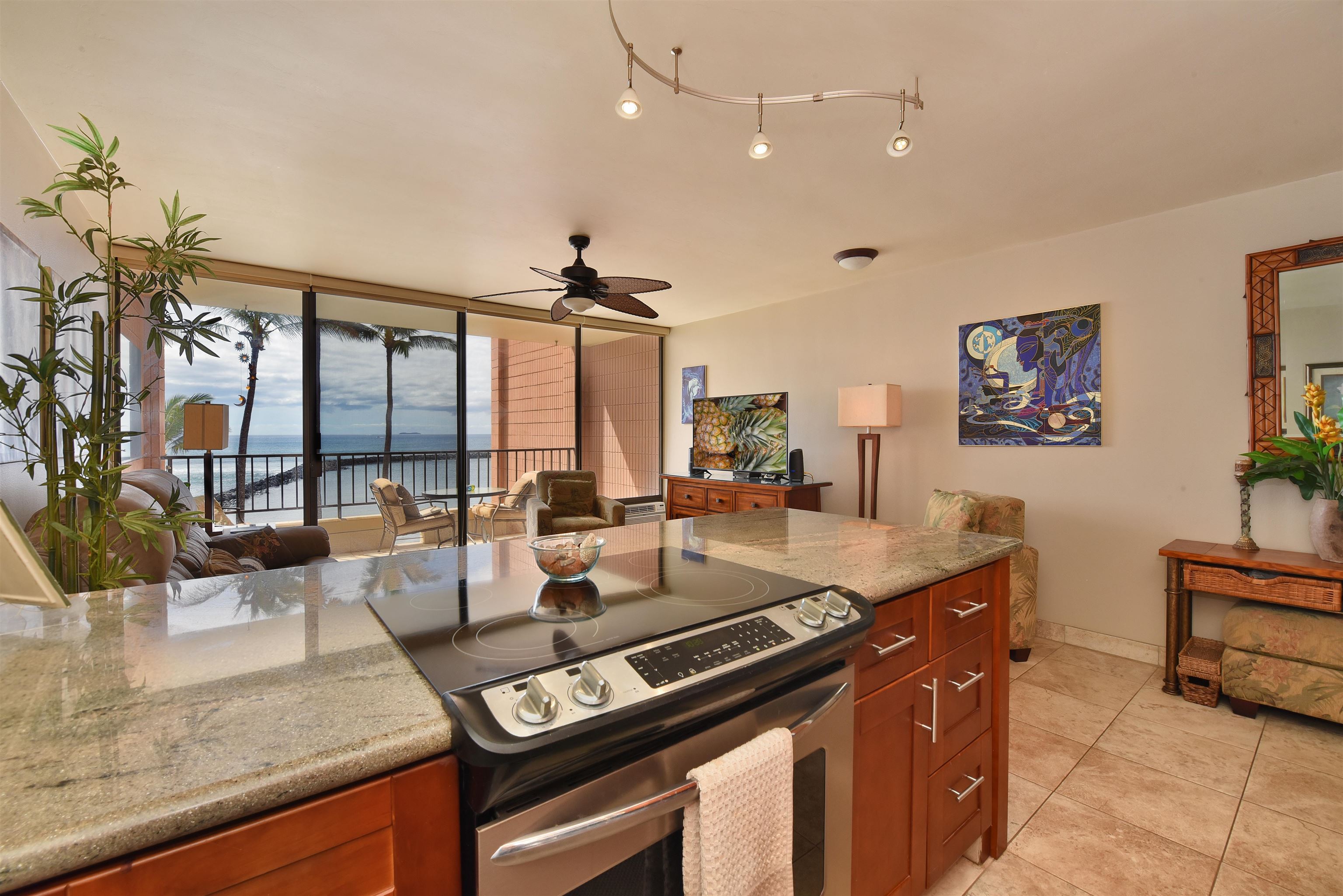 30 Hauoli St Unit: 304