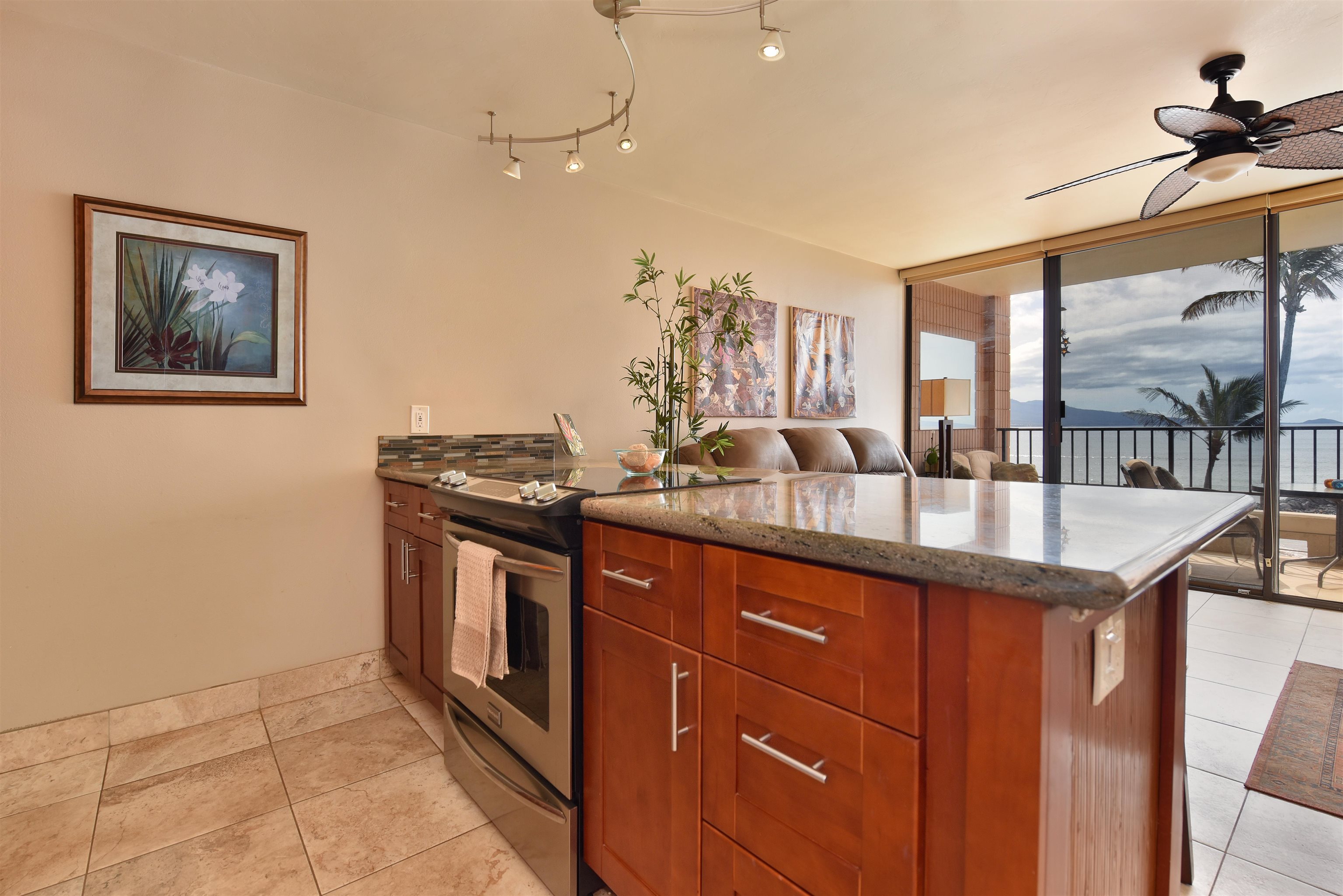 30 Hauoli St Unit: 304