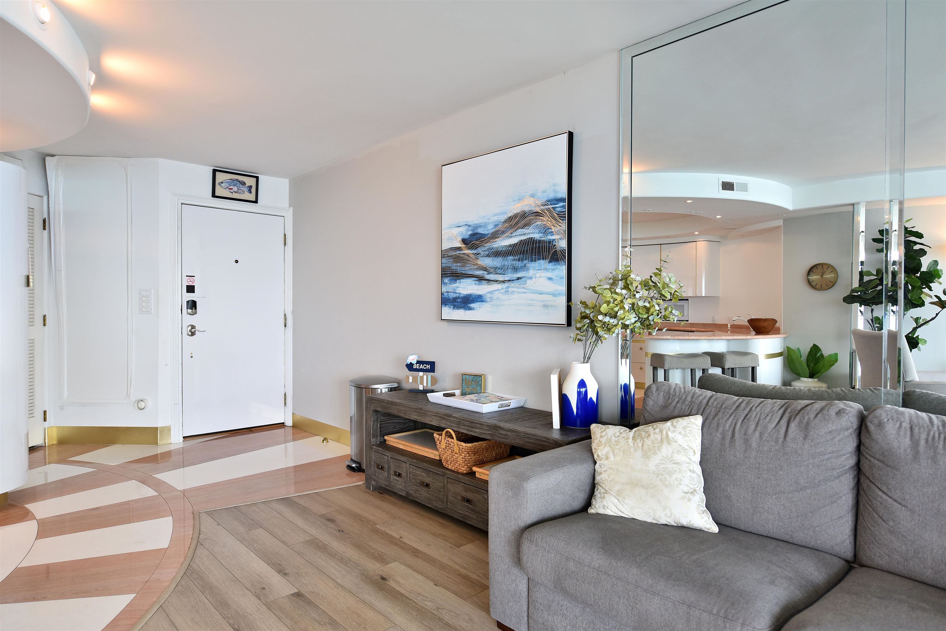 50 HAUOLI St Unit: 408