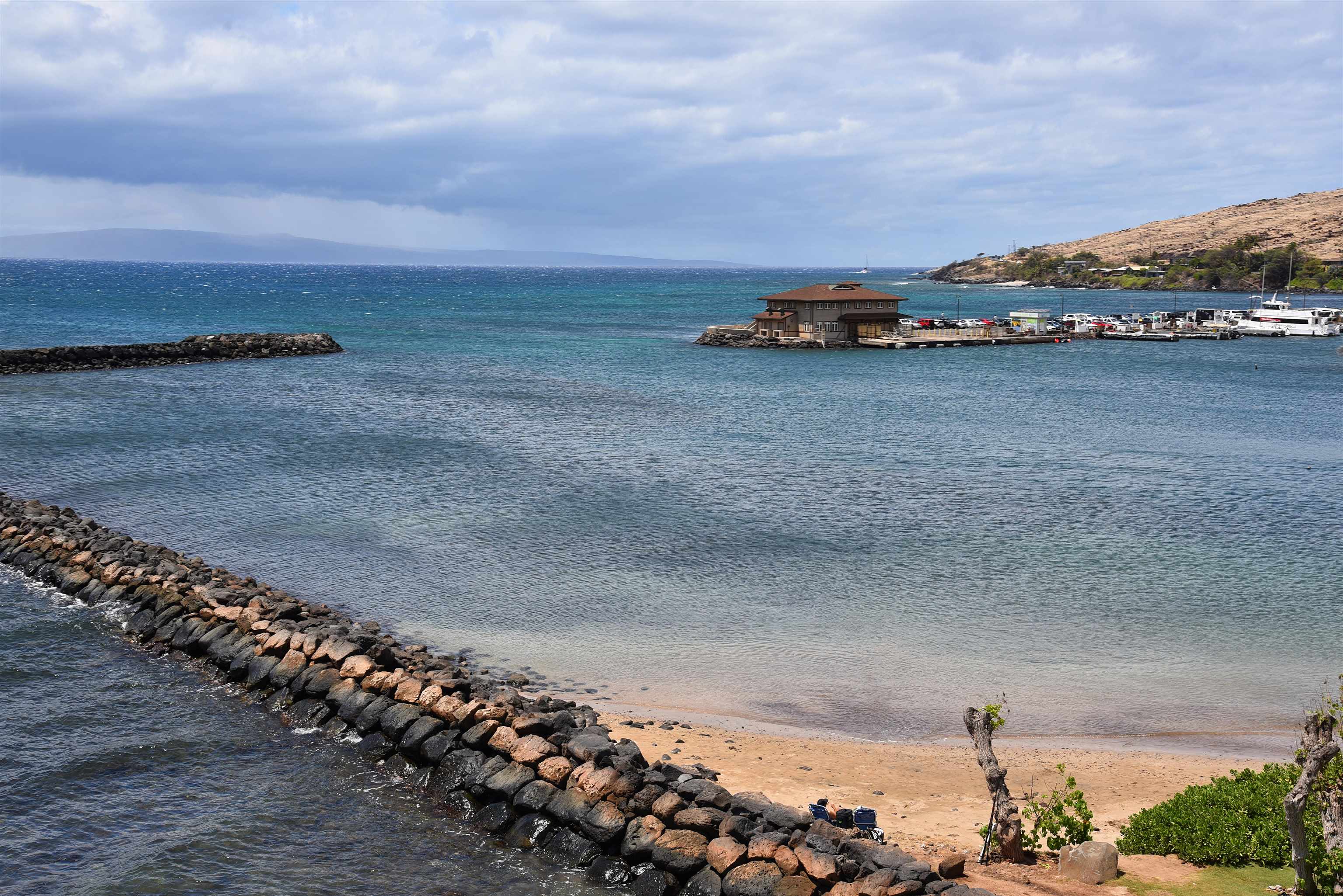 50 HAUOLI St Unit: 408