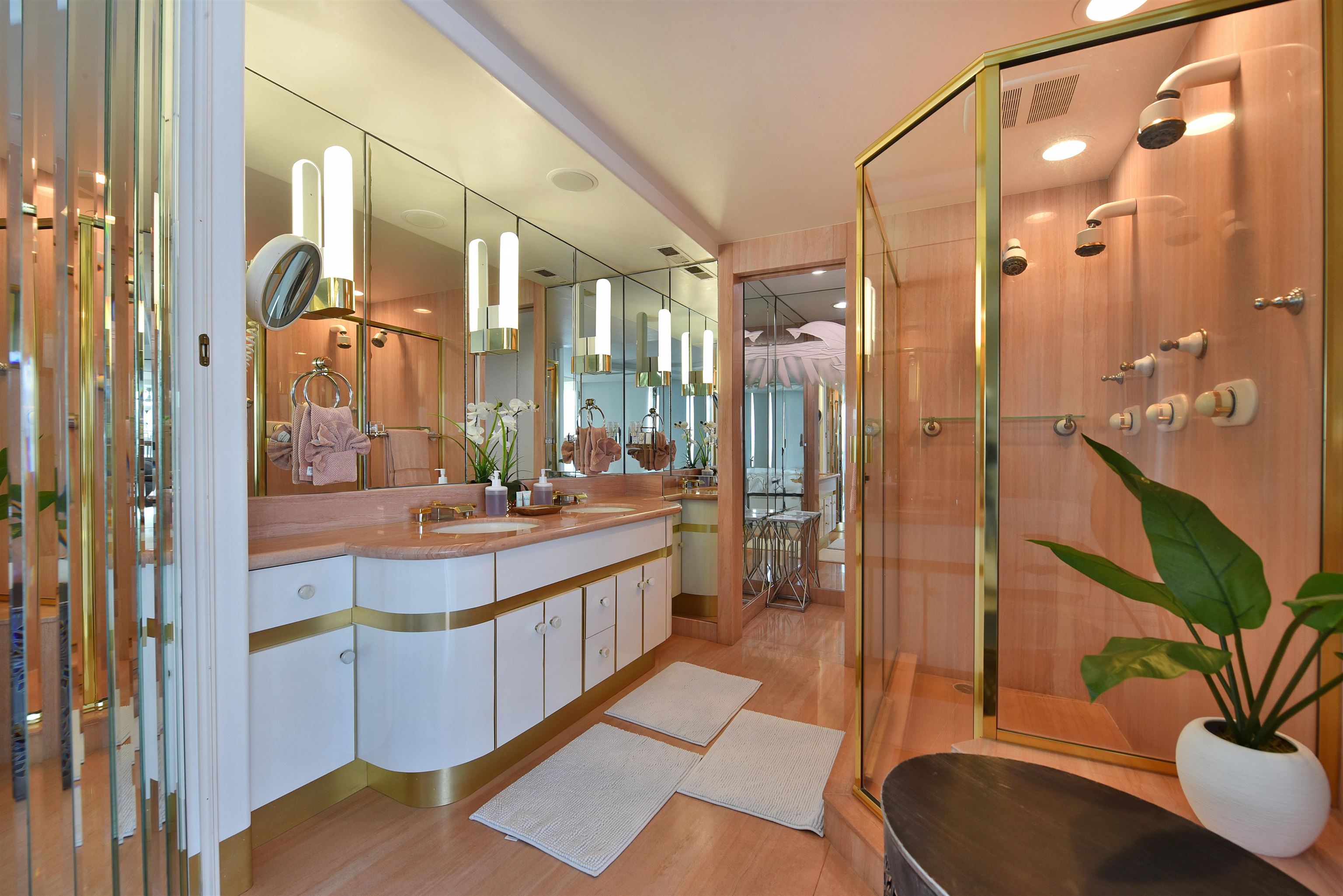 50 HAUOLI St Unit: 408