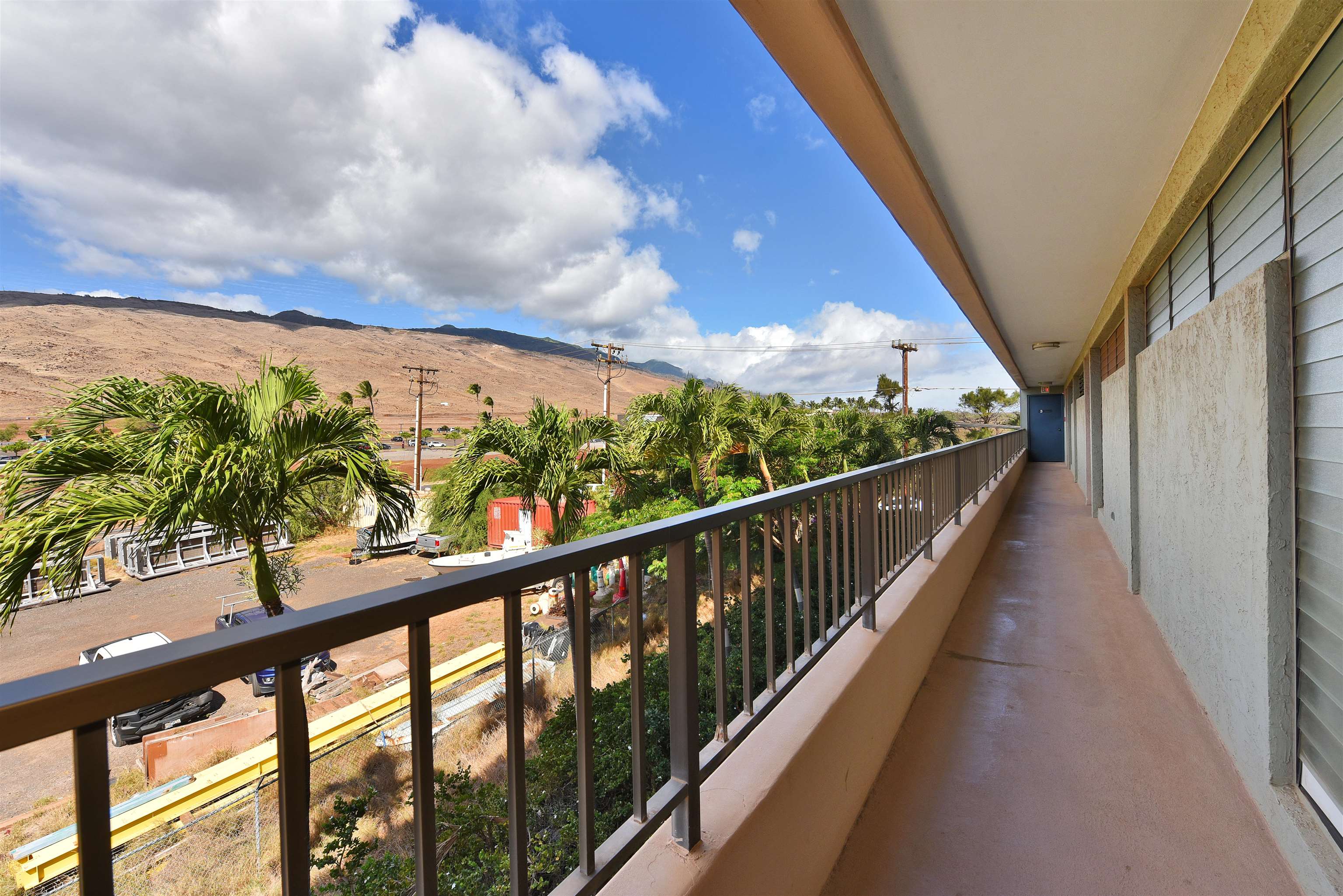 20 HAUOLI St Unit: 305