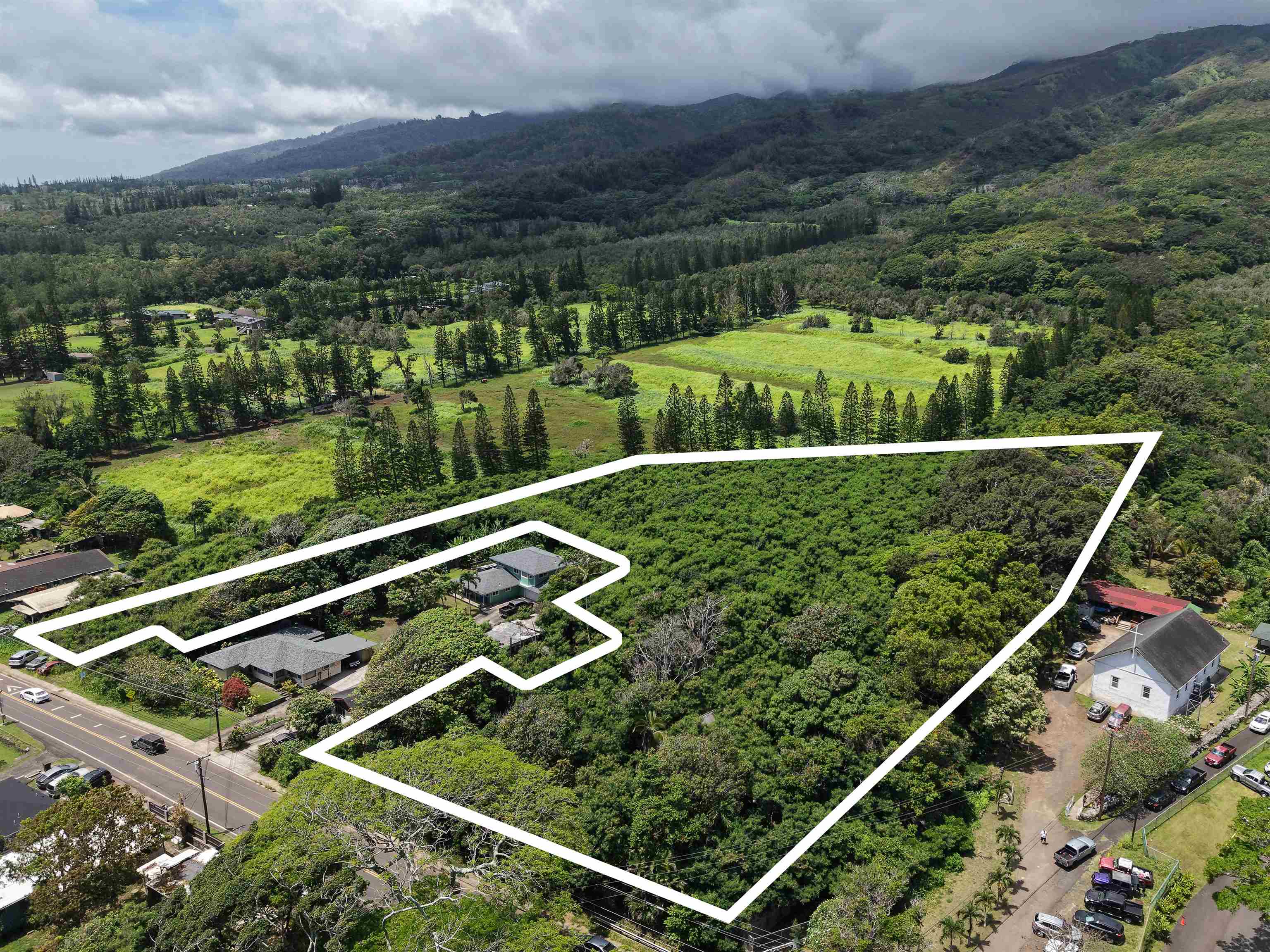 2085 Kahekili Hwy