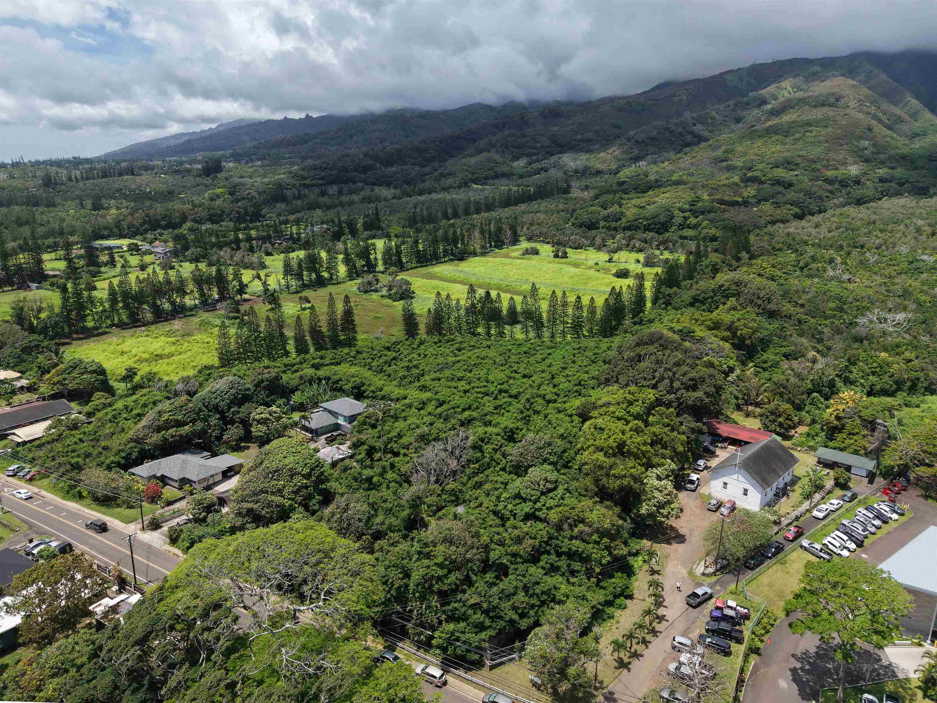 2085 Kahekili Hwy