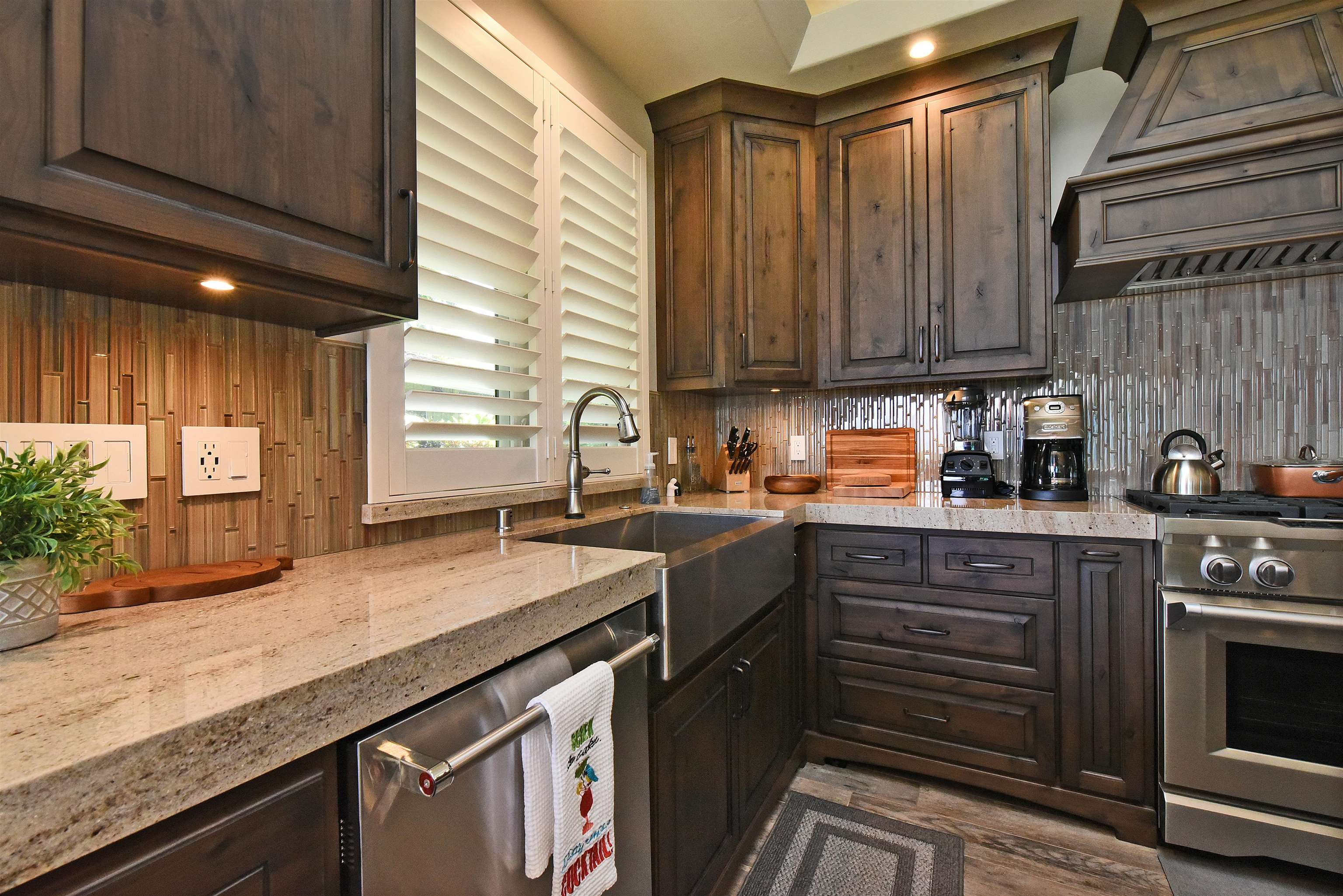 20 Hui Rd Unit: Unit 2