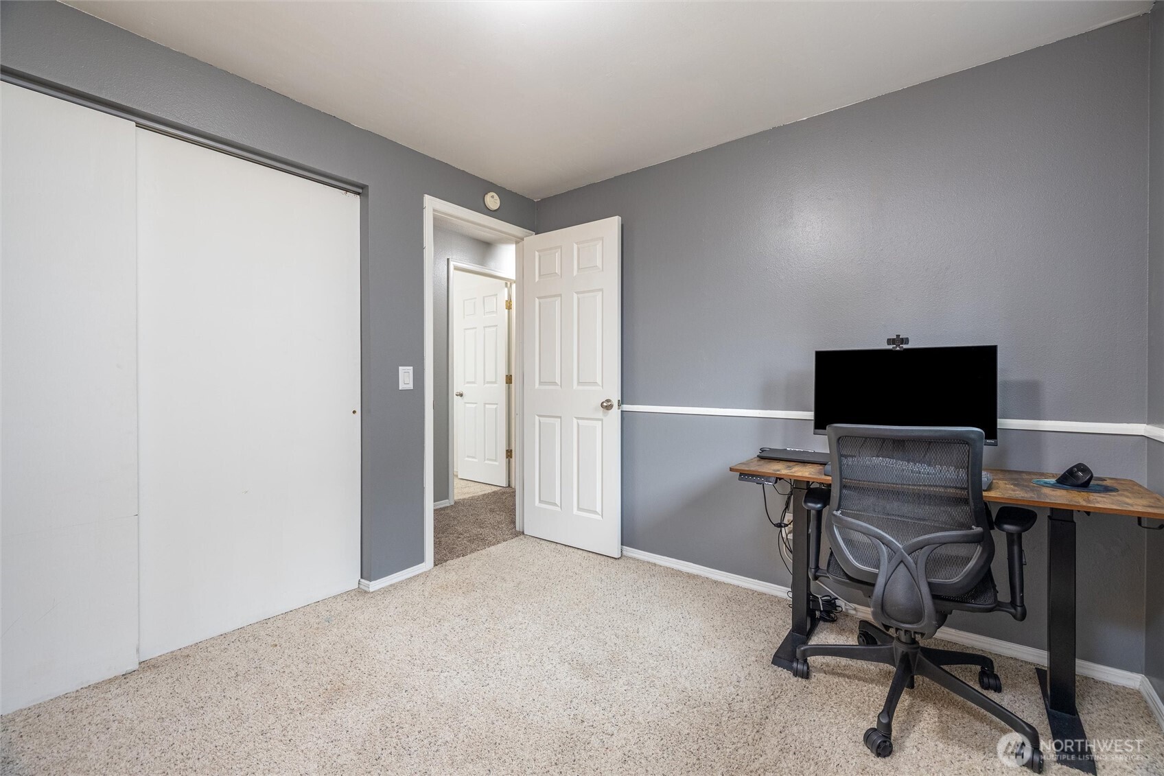 1933 Lake Crest Drive