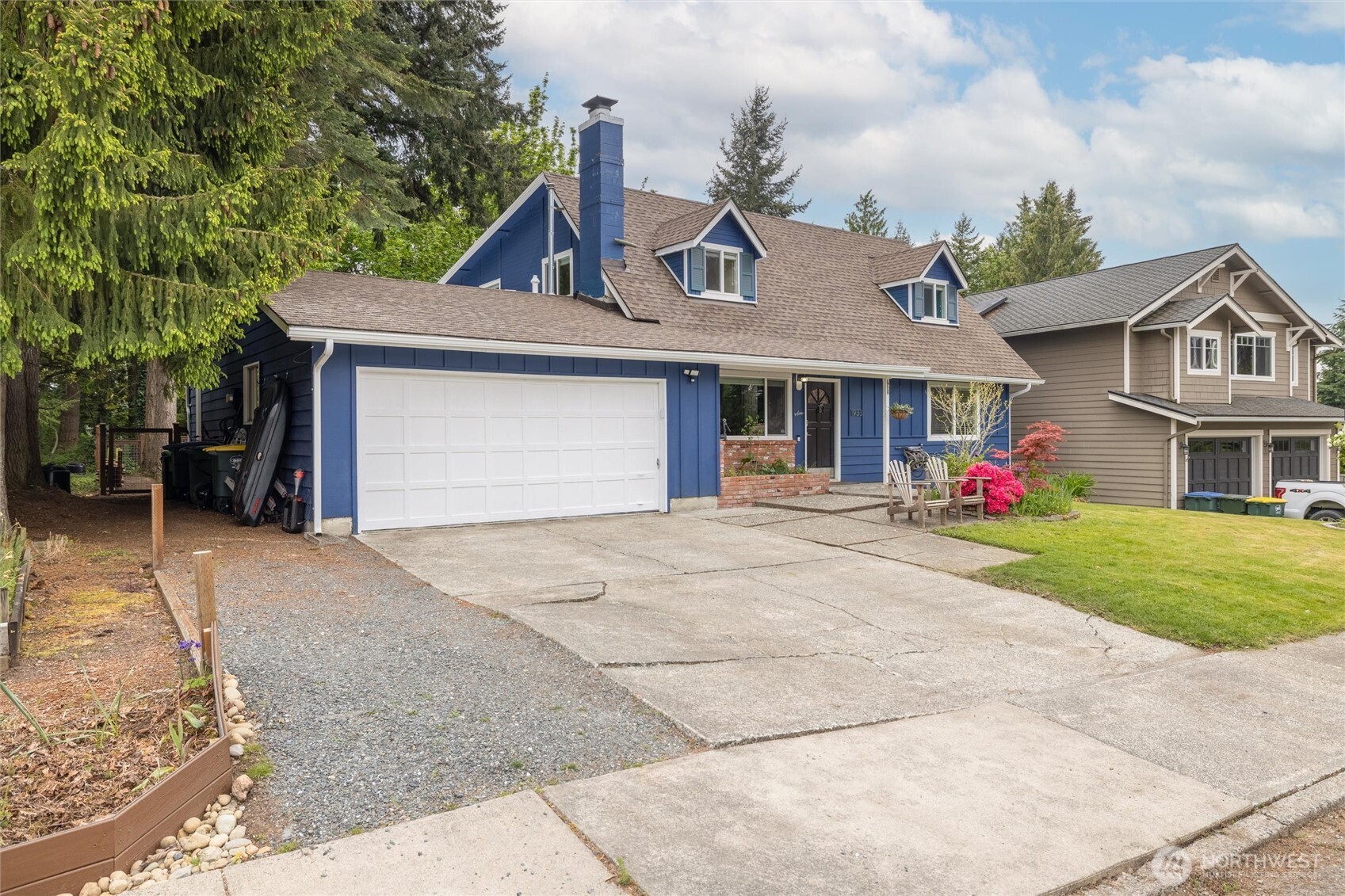 1933 Lake Crest Drive