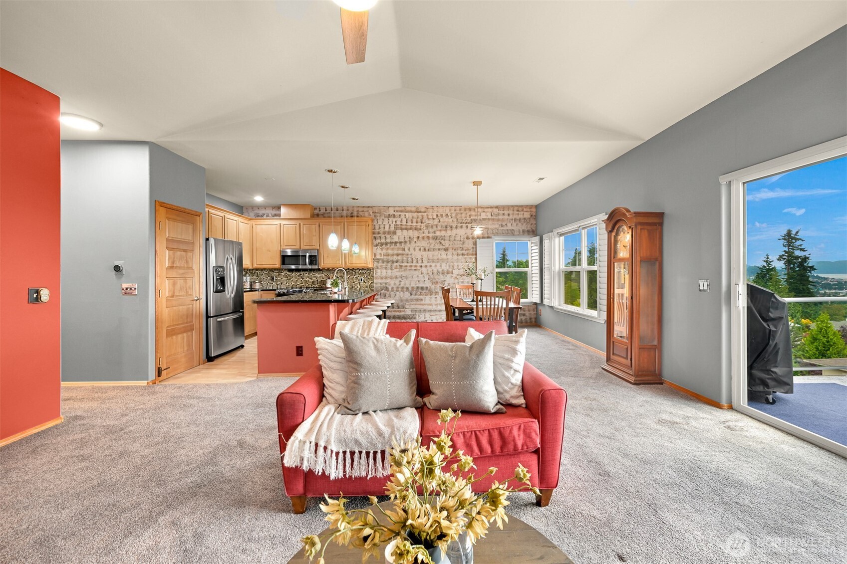 3121 Chandler Parkway