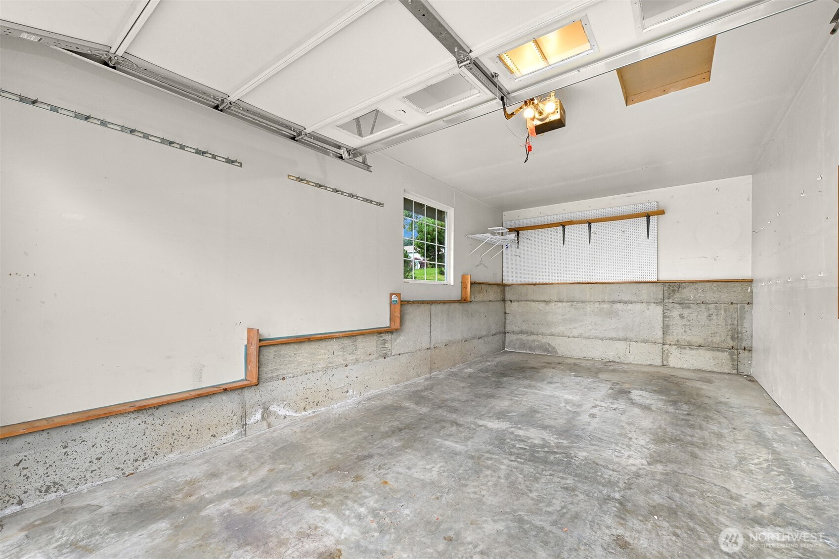 3121 Chandler Parkway