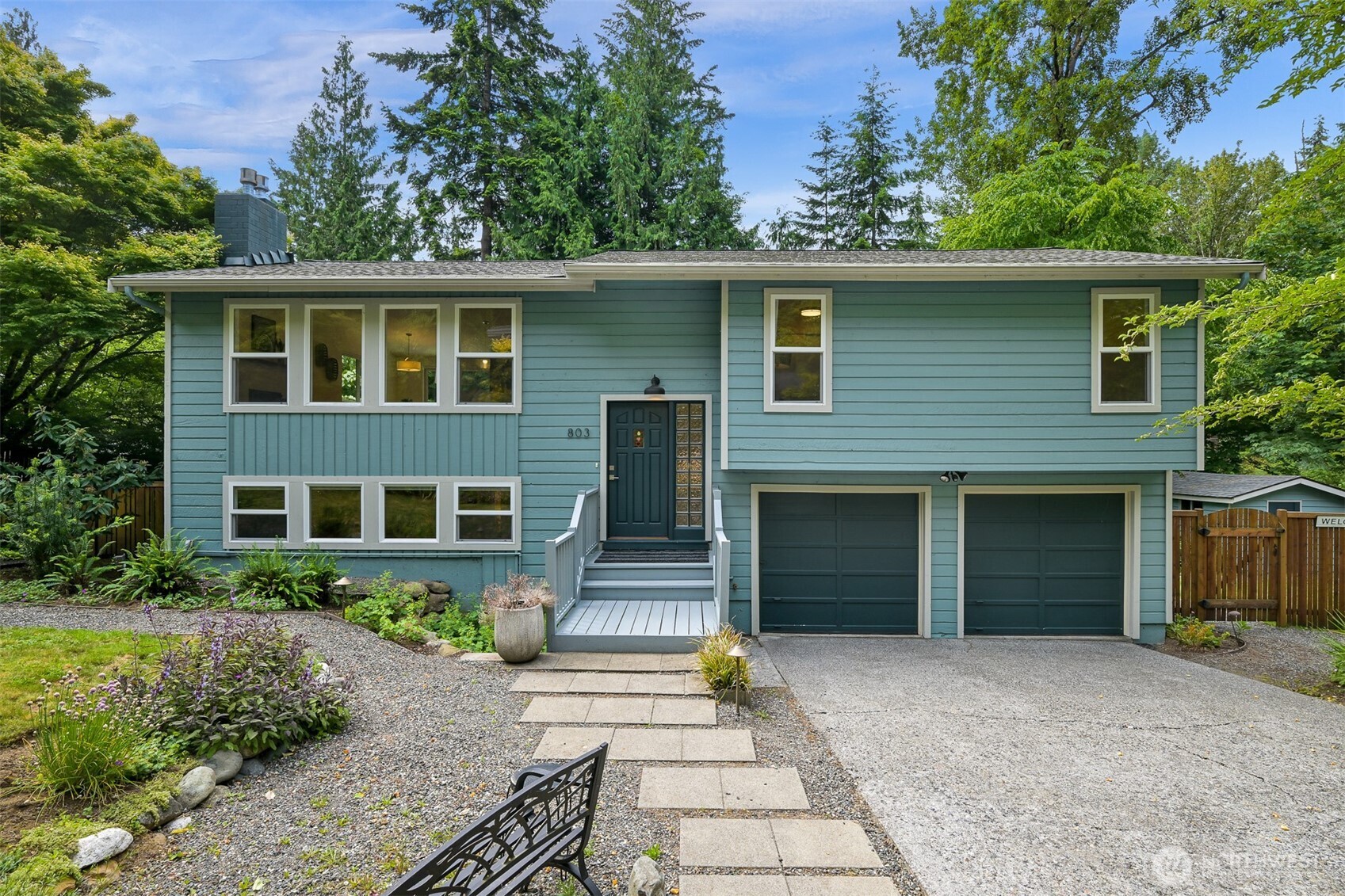 803 Timberlake Way